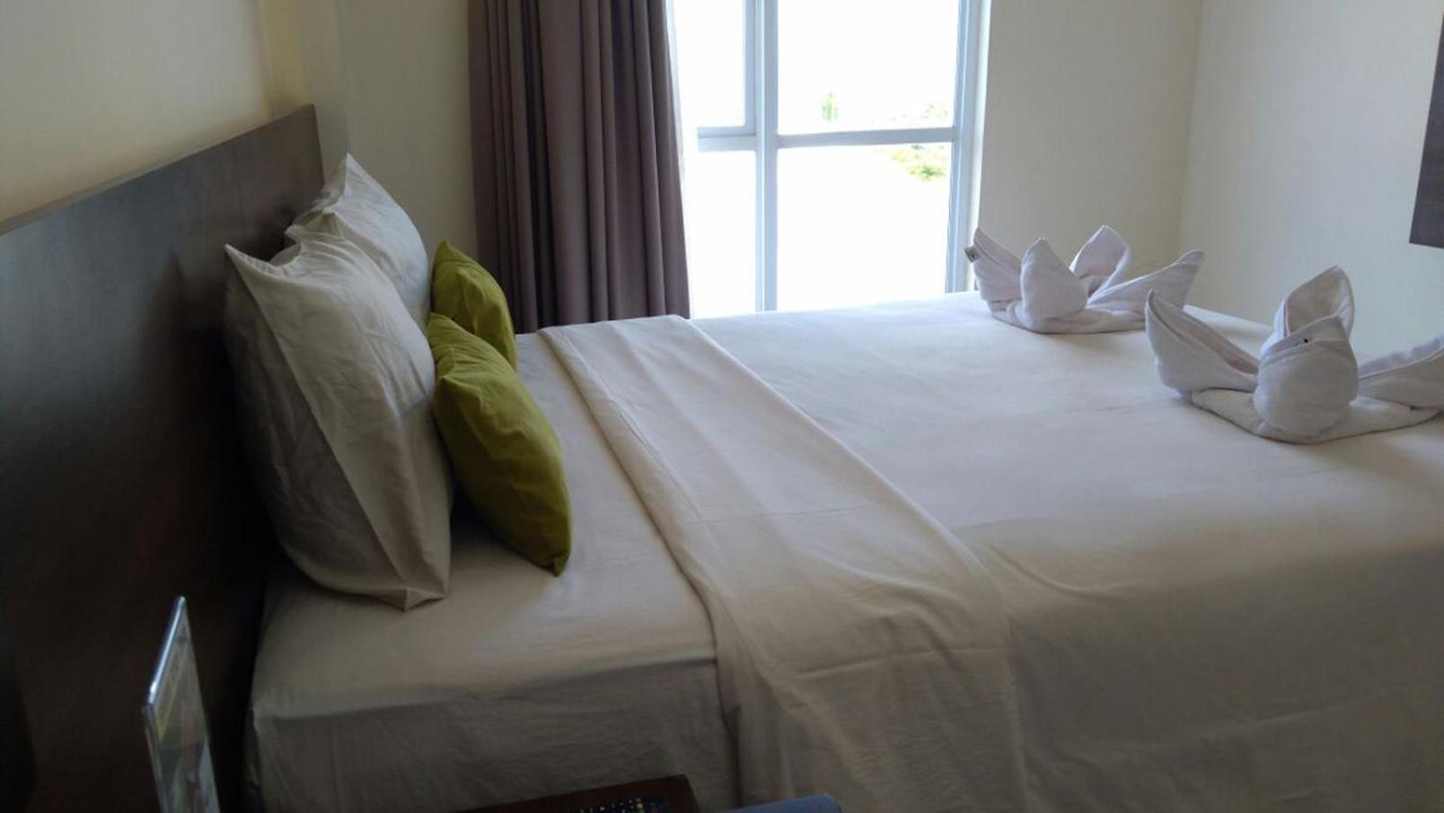Green Eden Hotel Manado Rum bild
